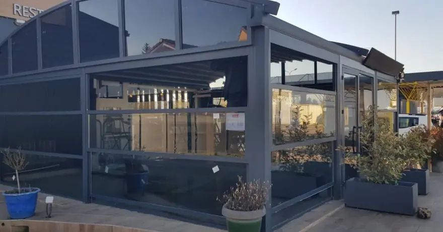 Pergola ve giyotin cam uygulaması