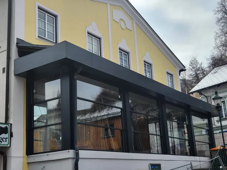 Giyotin cam — Hallstatt, Avusturya