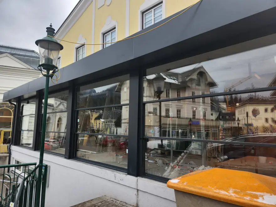 Giyotin cam — Hallstatt, Avusturya